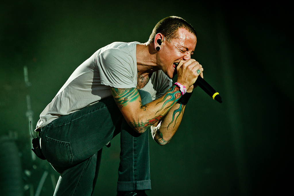 Linkin Park Singer, Chester Bennington, Dead at 41 - Audio Bacon