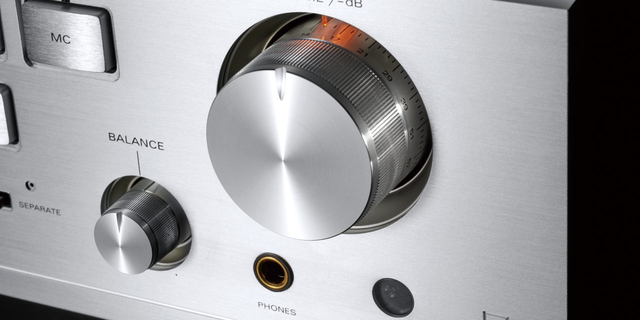 Luxman celebrates 95 years with the L595A SPECIAL EDITION integrated amplifier